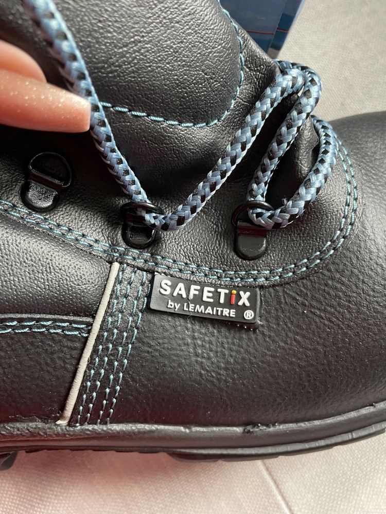 Buty ochronne robocze do pracy budowe zakładu wodoodporne Safetix 42
