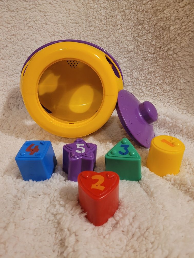 Fisher-PriceFisher-Price, Garnuszek na klocuszek, zabawka edukacyjna
F