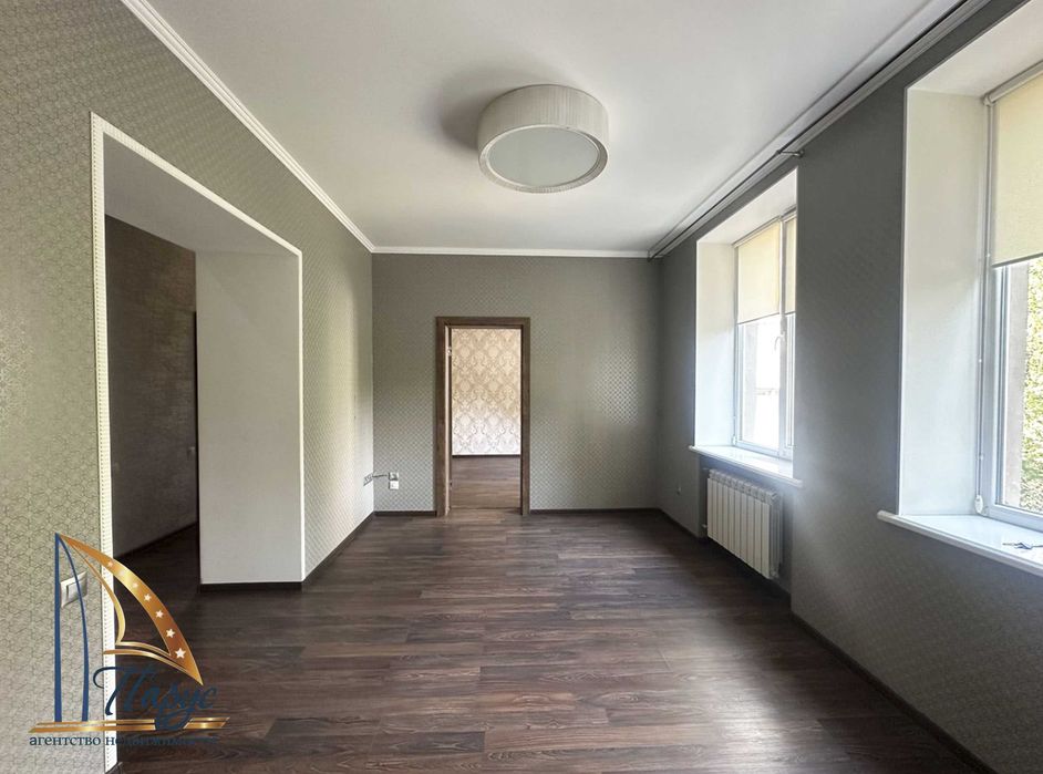 3-кімнатна сталінка р-н Бульвару Шевченка 2/3