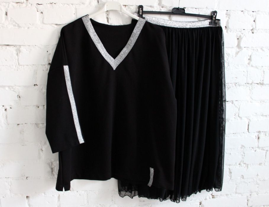 Świetna bluza ze srebrem r.3XL 44/46/48 ideał