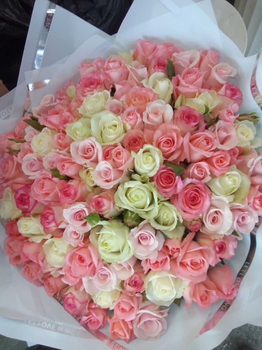 Акция.Розы.букети.Харьков цветы.Доставка цветов под дом.