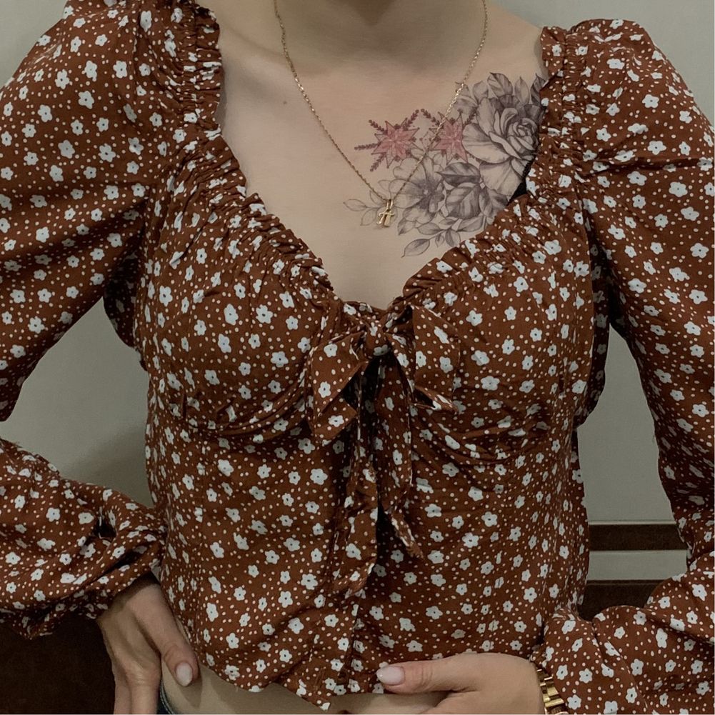 Жіноча блузка