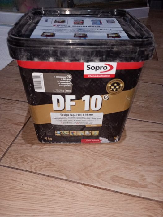 Sprzedam fugę do płytek ceramicznych