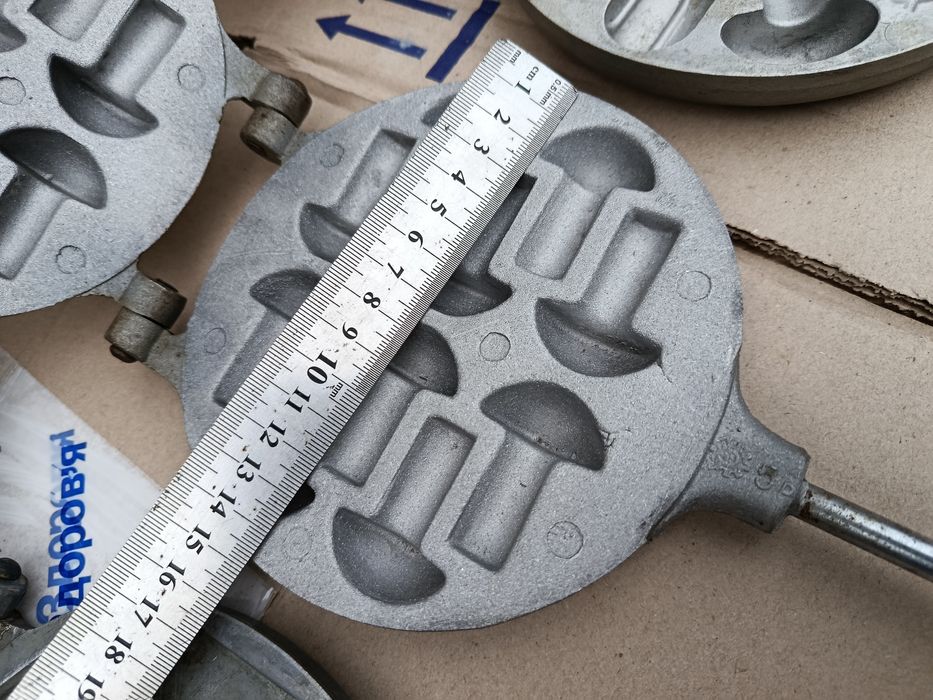 Техника для кухни советская вафельница  форма для печенья коржи СССР