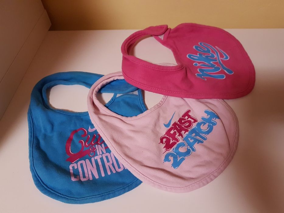 3 x Śliniak NIKE na rzep zestaw