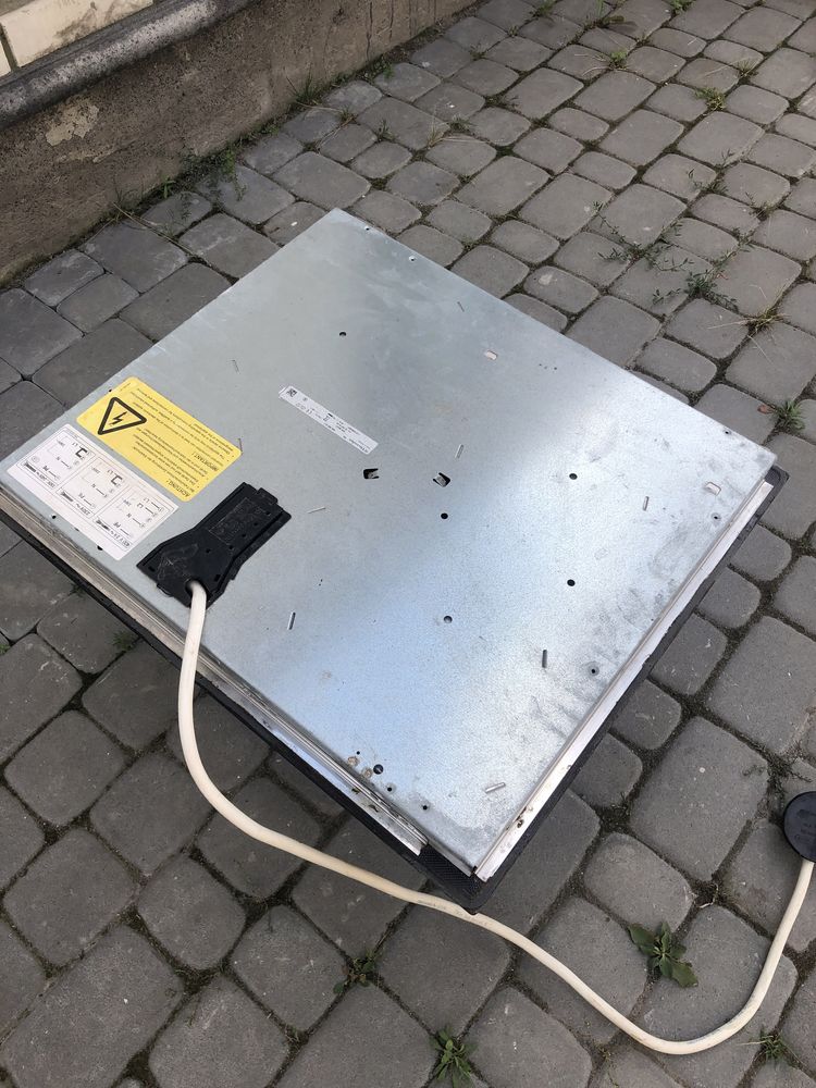 Електрична плита electrolux