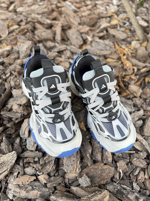 Adidas XLG Runner Lux blue
