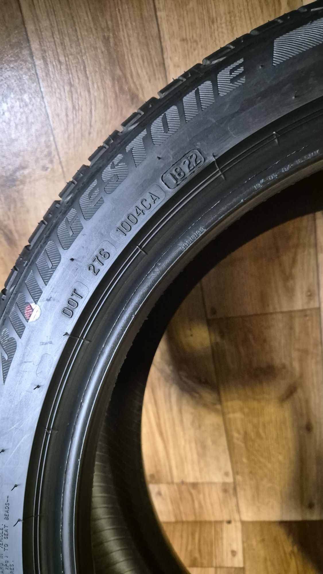235/45/19 Bridgestone Para Lato 6,5mm 22r