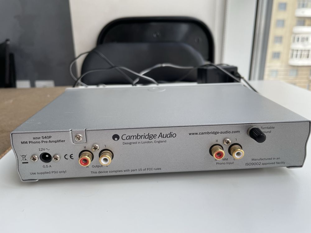Програвач вінілових дисків Sherwood PM-9805 та фонокорректор