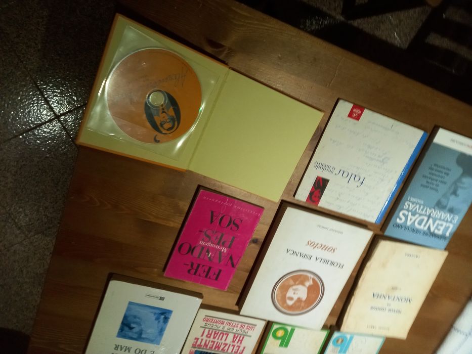 Varios Clássicos e do Plano Nacional Leitura