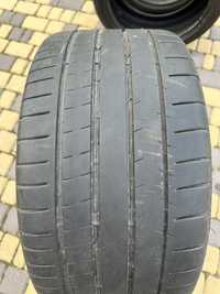 275 35 19 michelin