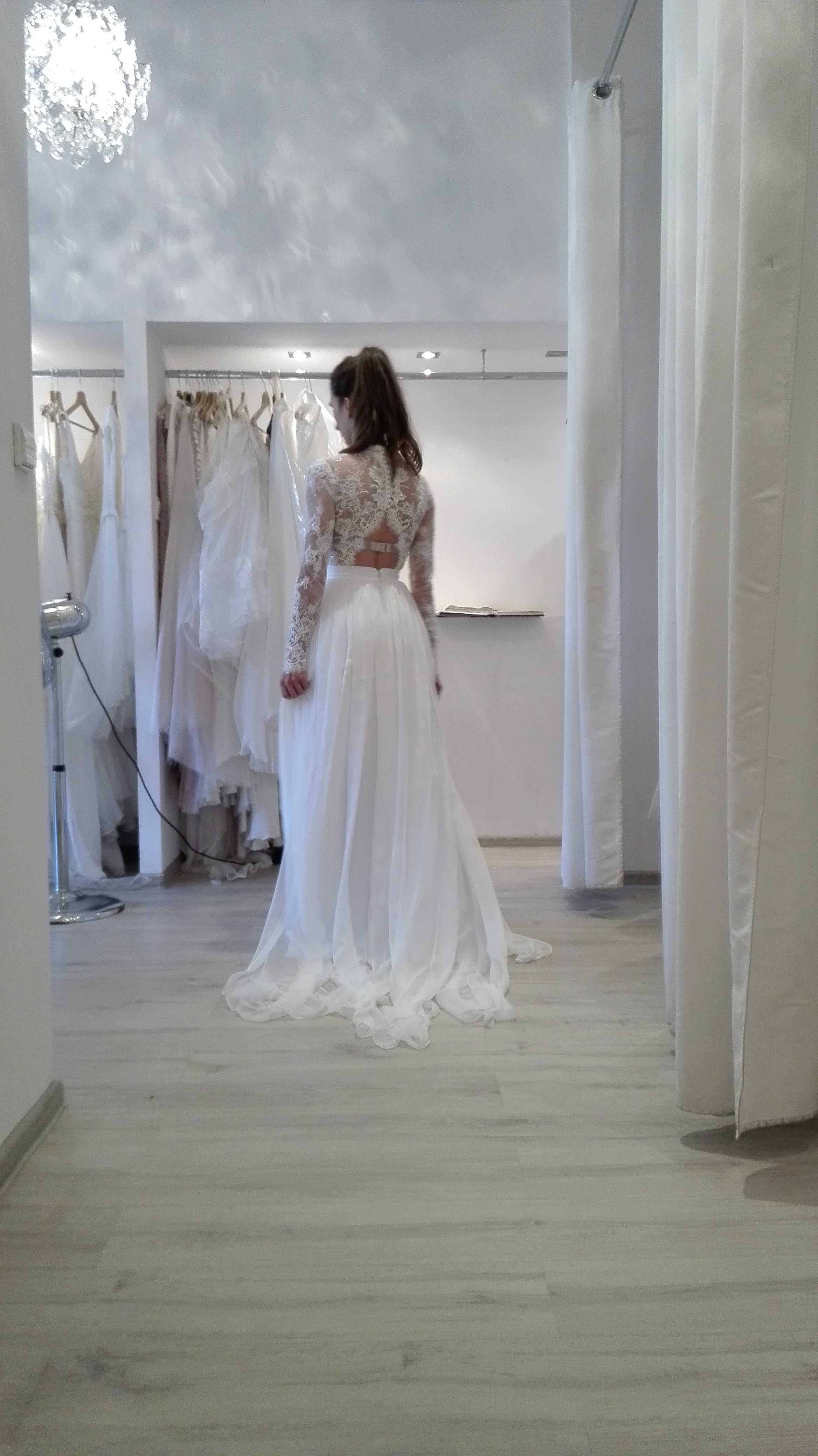 Suknia ślubna, rozmiar 34, projekt Sylwii Kopczyńskiej.