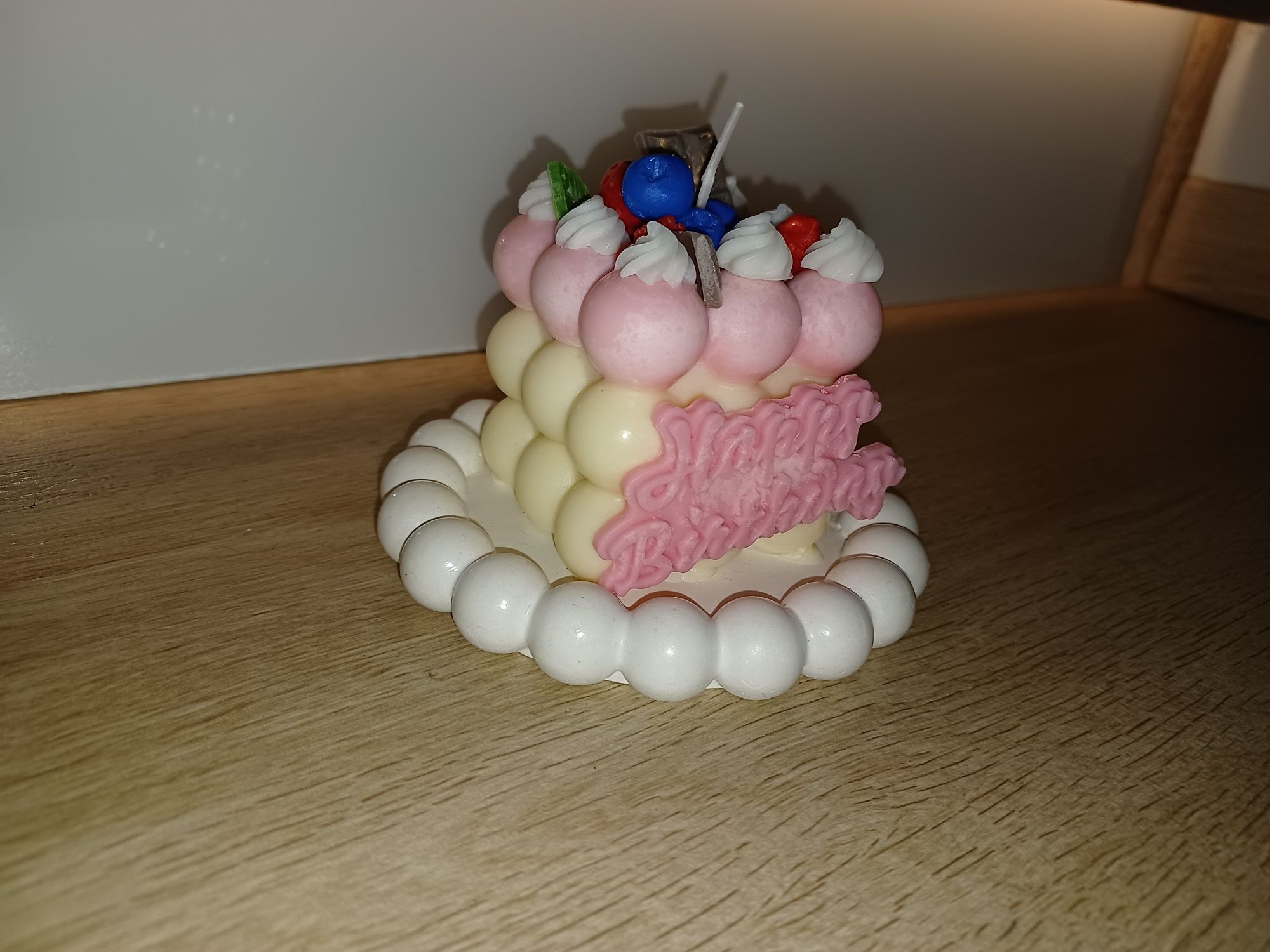 Świeczka sojowa włansnoręczna mini tort