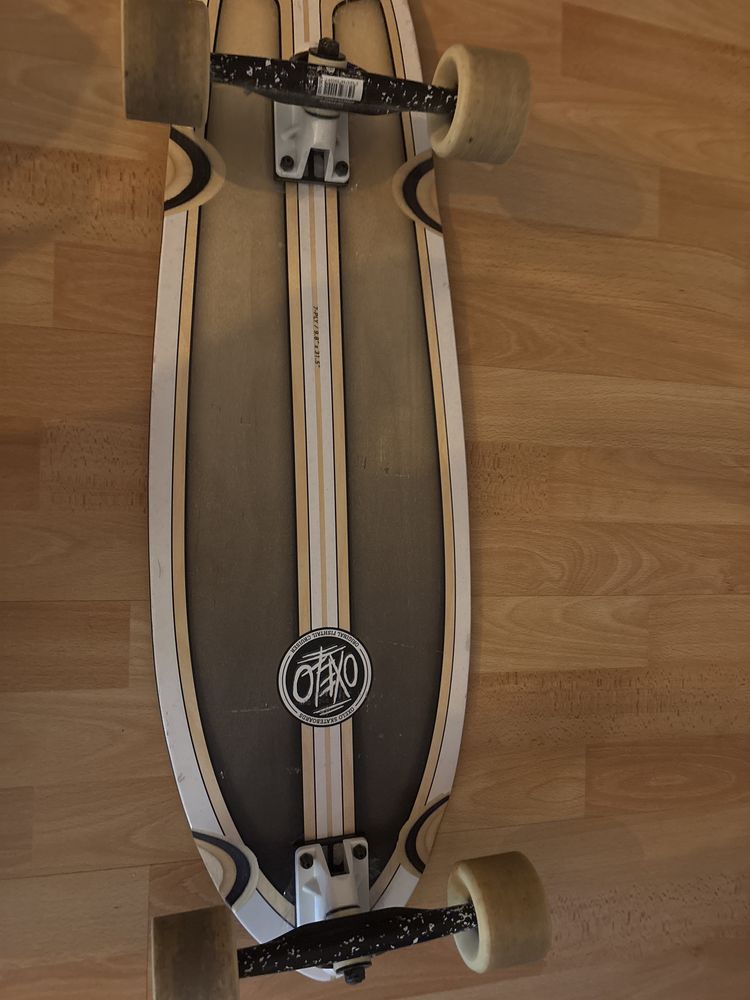 Skate da marca oxelo