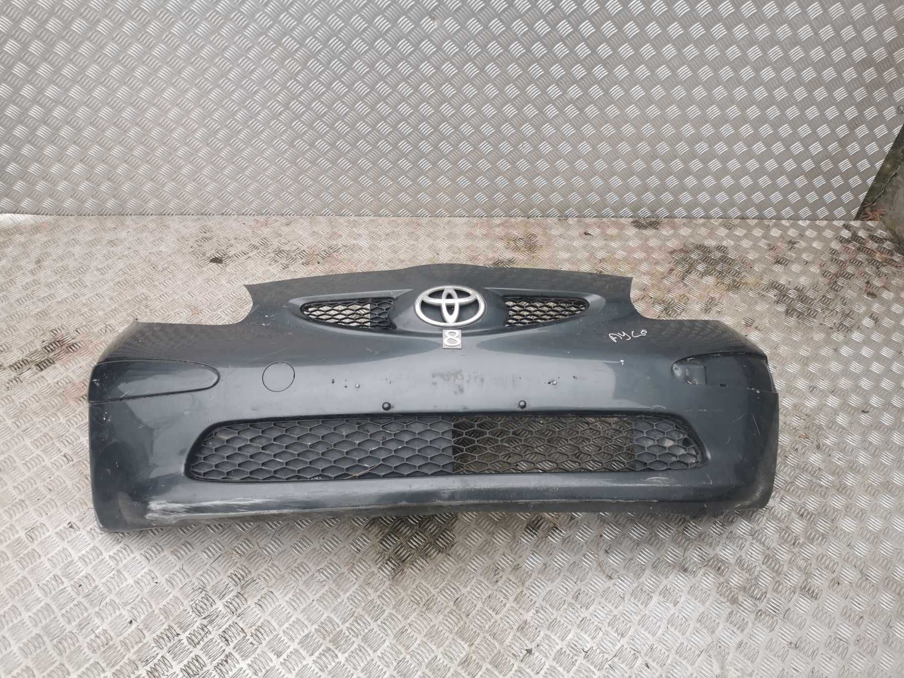Zderzak przedni przód Toyota Aygo 05-08 OE