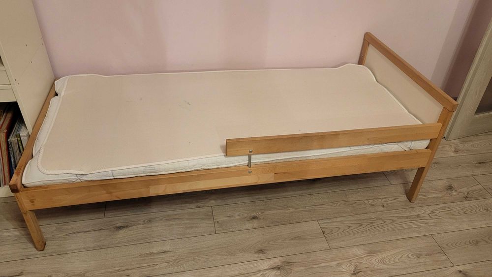 Łóżko IKEA SNIGLAR łóżeczko drewniane materac stelaż pokrowiec 70x160
