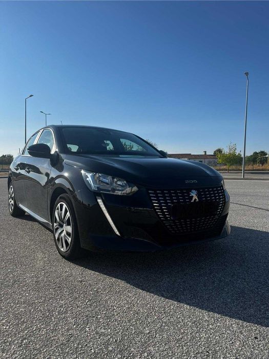 Peugeot 208 1.2 75cv em bom estado