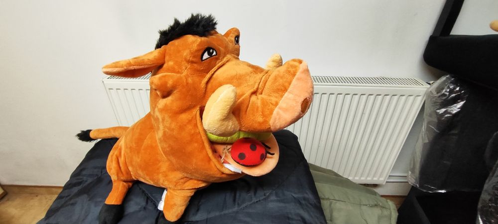 Król Lew - guziec Pumba