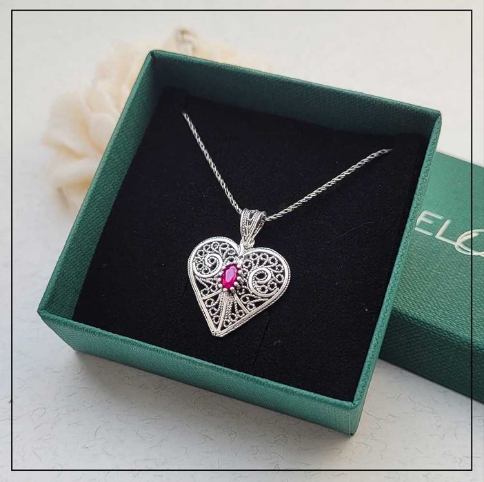 Filigranowa zawieszka serduszko Telkari z różowym oczkiem – Srebro 925