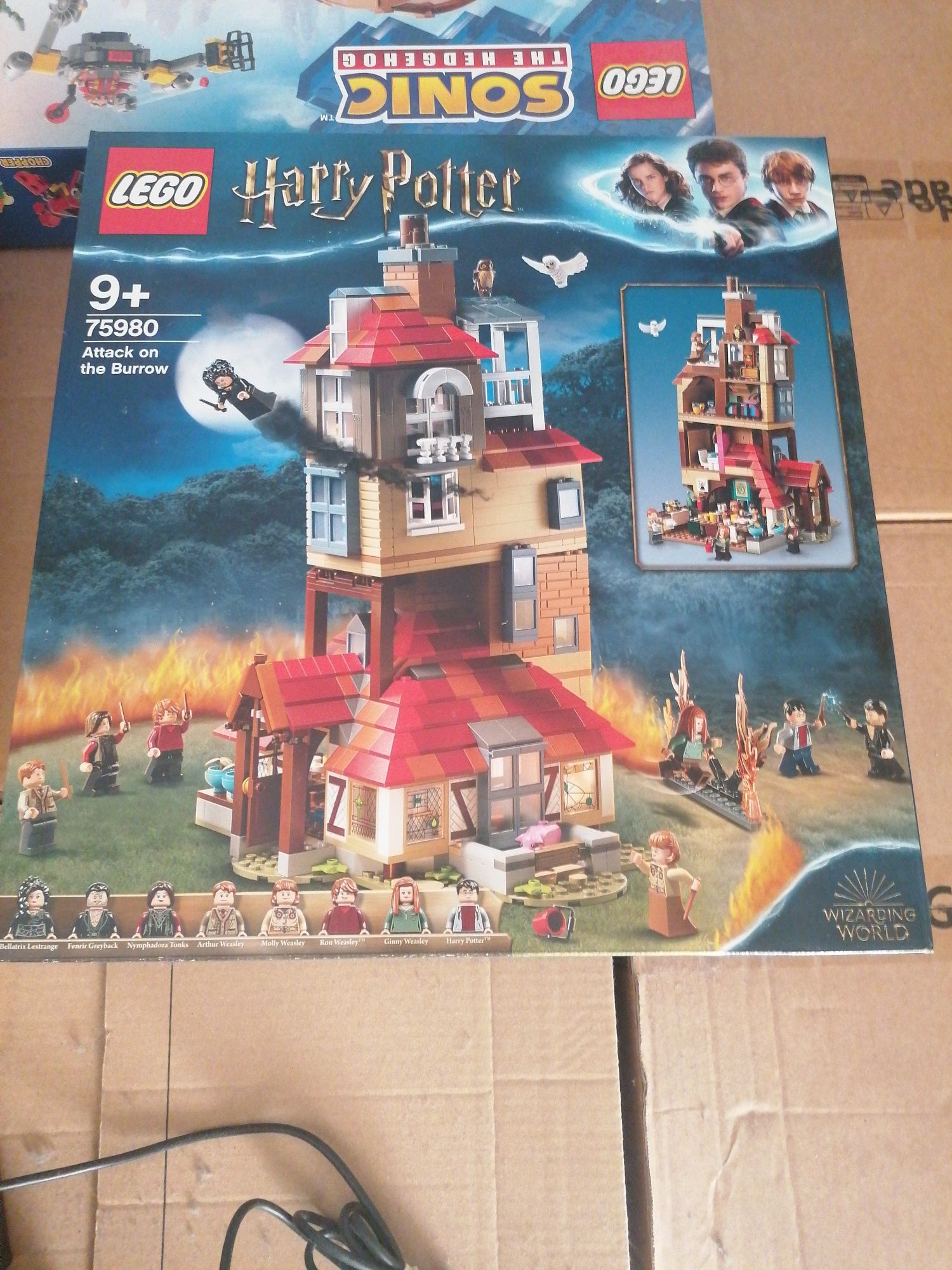 LEGO 75980 Harry Potter Attack on the Burrow novo e selado