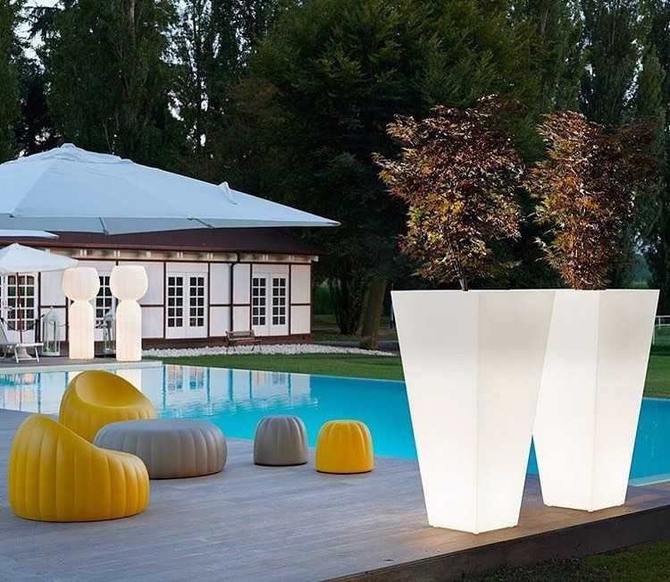 Mobiliario led varias unidades