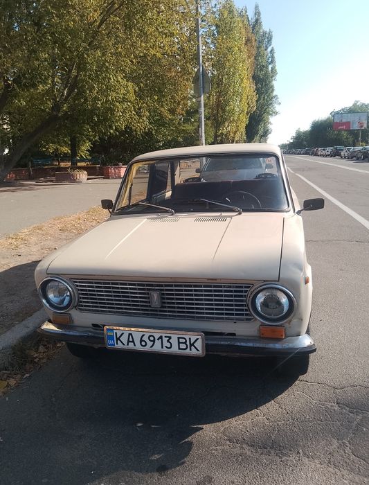 Продам ваз 21013 в отличном состоянии для своих лет.Сел и поехал
