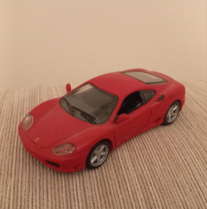 Ferrari 360 Modena miniatura

Scale 1:43

Mattel