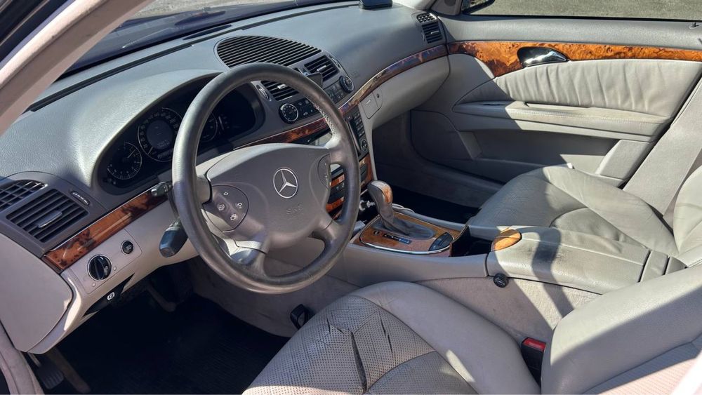 Mersedes-Benz e320 w211