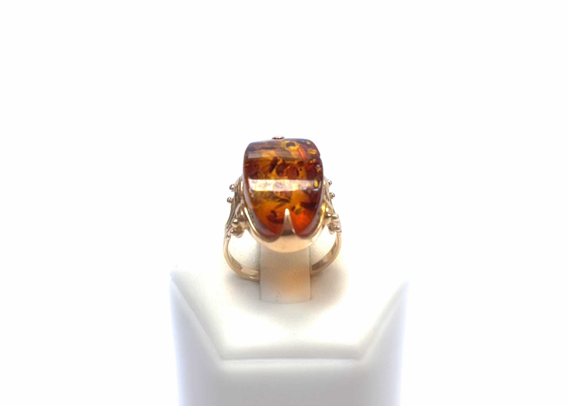 Pierścionek złoty bursztyn 14kt 585 4,97g