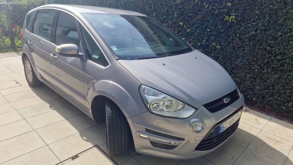 Ford S-Max 2.0 TDCi Titanium 7L 143g