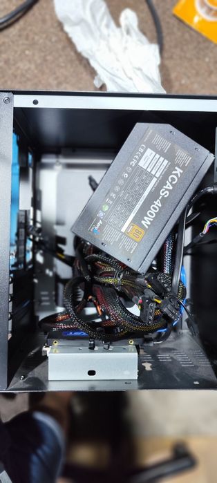 Obudowa mini ATX z zasilaczem