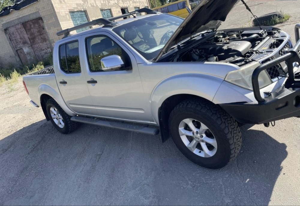 Продам Nissan Navara