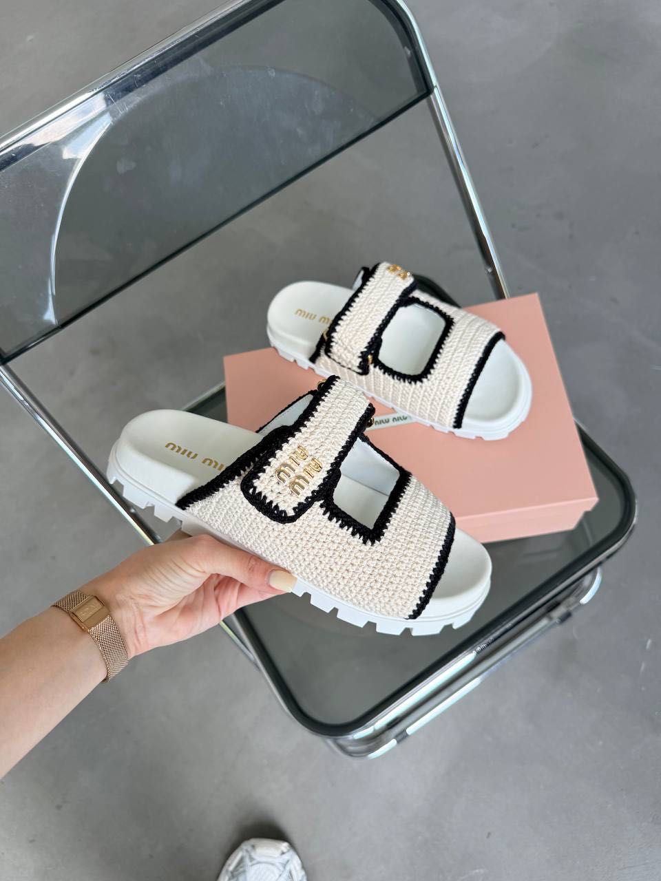 Klapki Miu Miu white