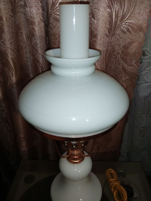 Продам лампу за 1500грн