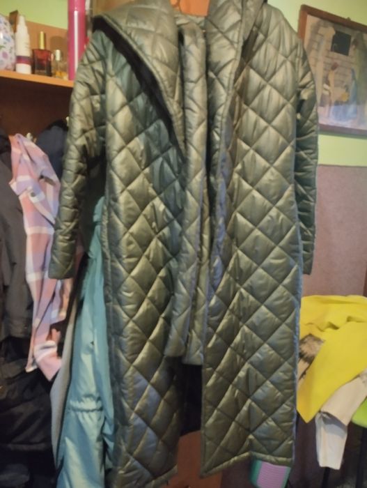 Продам пальто стьогане осіннє  можна на теплу зиму.