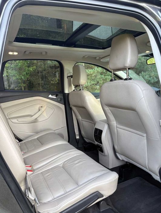 Ford Escape Titanium 2018 року