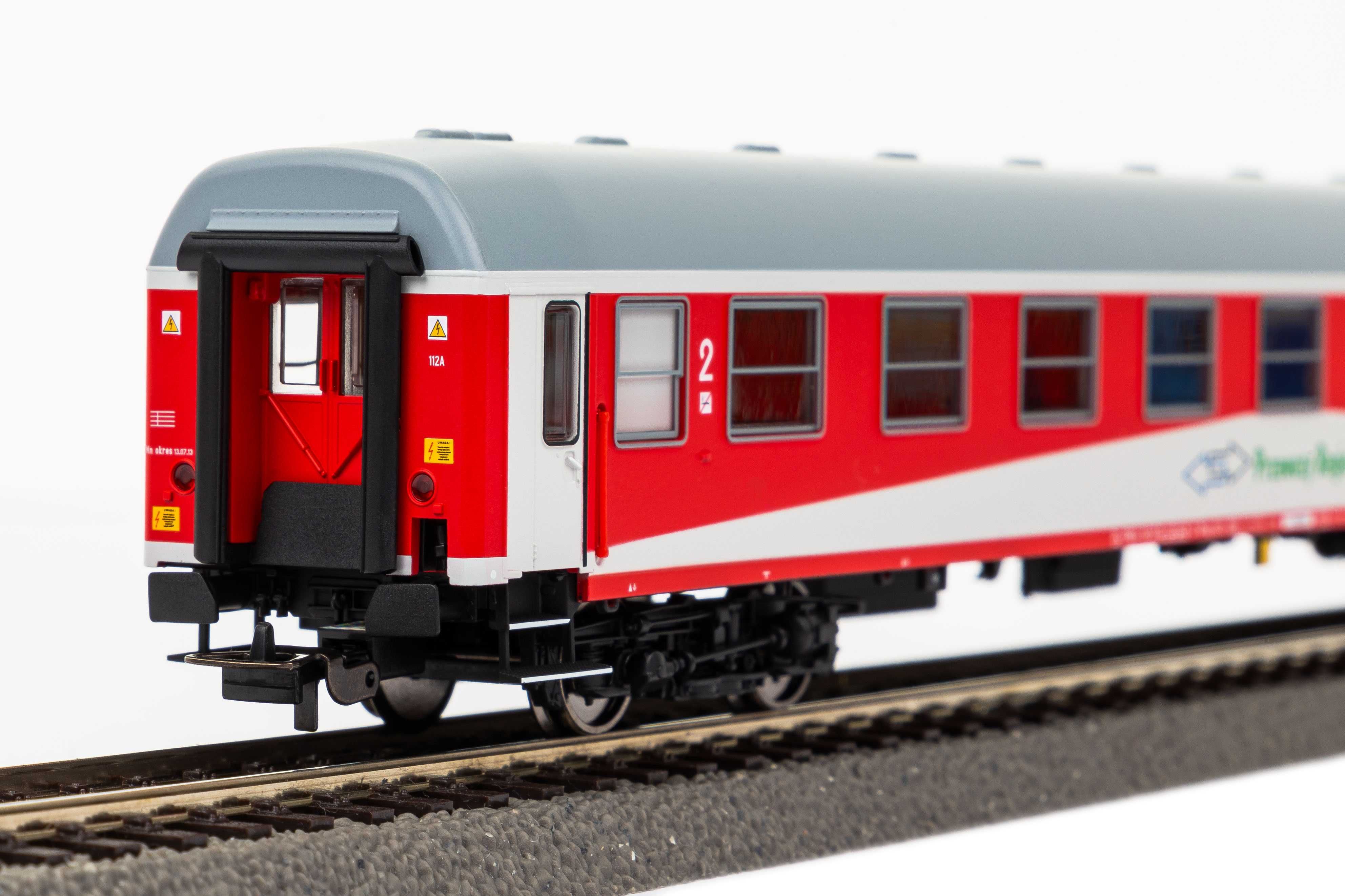 PIKO H0 97622 - Wagon osobowy 2 Kl 112A PKP Przewozy Regionalne