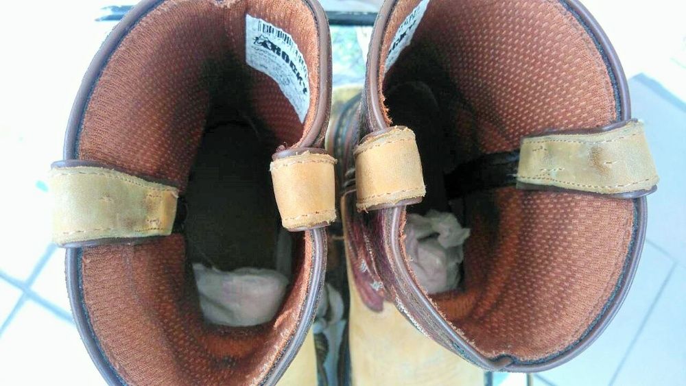 Осенние супер стильные кожанные сапоги Rocky (США) на мальчика, р.36