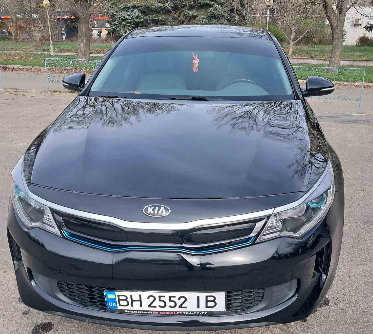 Kia Optima Hybrid Plug-in,  2016г.