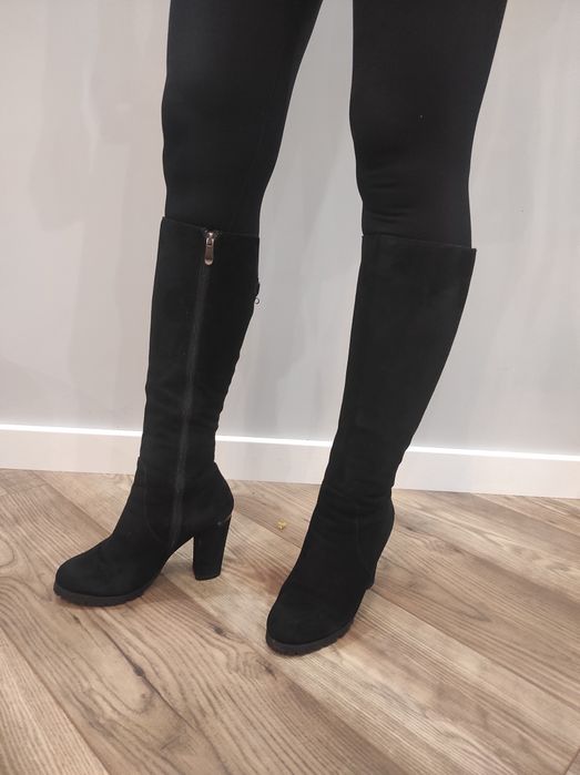 36 р. Замшеві ботінки сапожки чоботи черевики