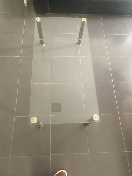 Mesa de centro em vidro