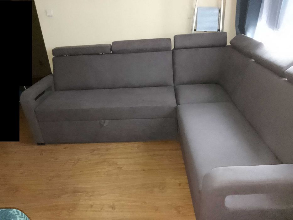 Sprzedam Narożnik Z Funkcją Spania Brązowy