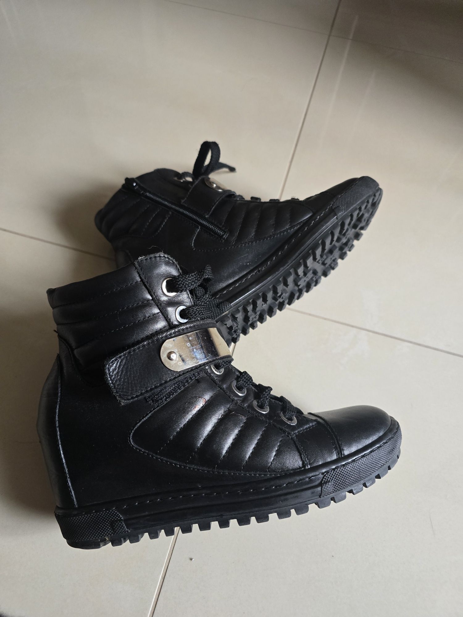 Botki sneakersy Kazar 37