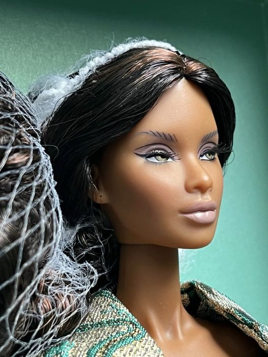 Integrity toys x Sachika Chic Opulence Nyasha Lauder Doll NRFB Meteor