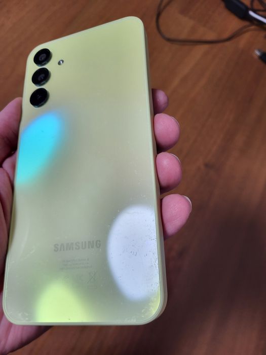 Смартфон Samsung Galaxy A15 8/256GB Yellow з гарантією до 13.08.2026