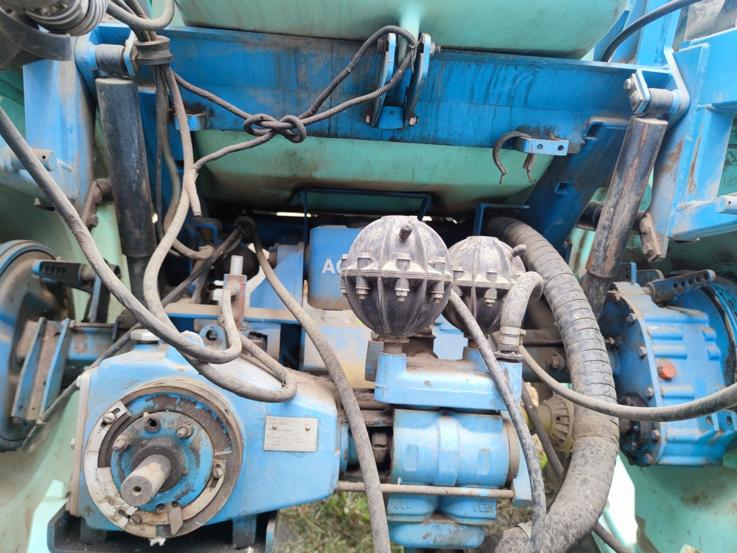 Оприскувач прицепний Berthoud Tracker 3200