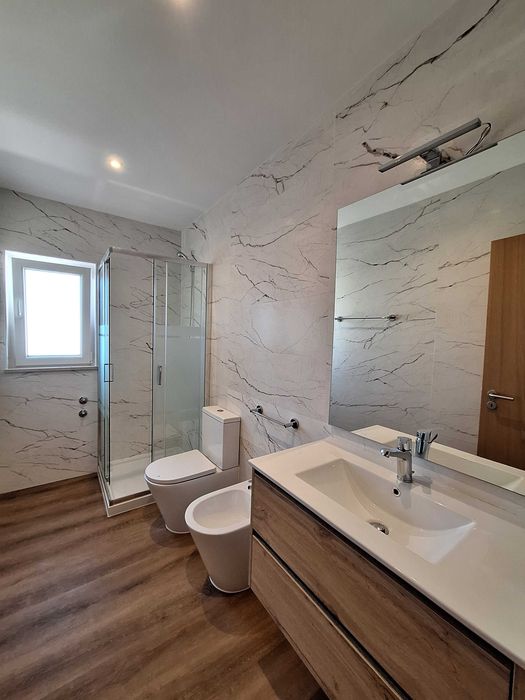 Casa T2 para Arrendar em Monte Redondo, Leiria (moradia, apartamento)