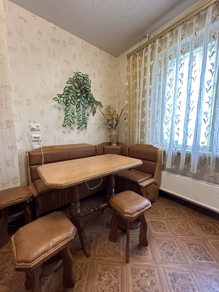 Продаж або Обмін на 2-кімнатну - 4-кімнатна квартира вул. Пухова