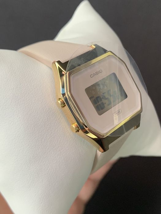 Годинник жіночий  Casio LA680WEGL-4D Оригінал Гарантія