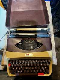 Maszyna do pisania Atlas s12